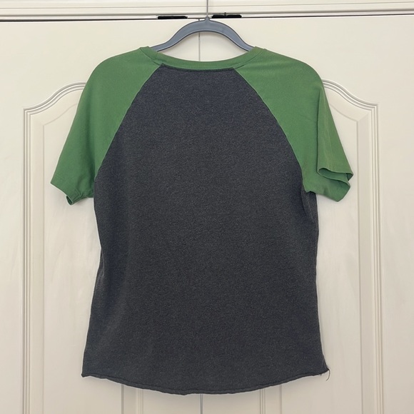 Vintage Hollister T-Shirt - Picture 2 of 5